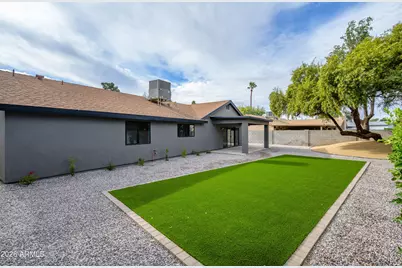 2432 W Saint Moritz Lane, Phoenix, AZ 85023 - Photo 39