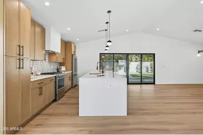 2432 W Saint Moritz Lane, Phoenix, AZ 85023 - Photo 13