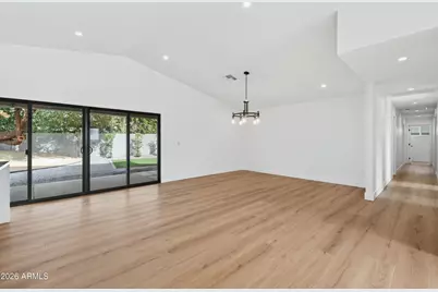 2432 W Saint Moritz Lane, Phoenix, AZ 85023 - Photo 11