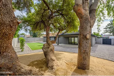 2432 W Saint Moritz Lane, Phoenix, AZ 85023 - Photo 41