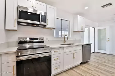 5510 E Dallas Street, Mesa, AZ 85205 - Photo 9