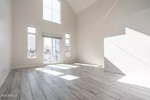 215 E McKinley St, Phoenix, AZ 85004 - Photo 3