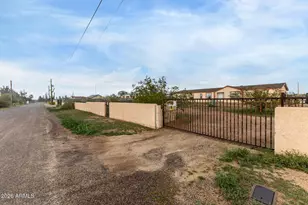 3809 N Hohokam Rd, Florence, AZ 85132 - Photo 1