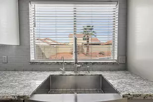 1304 E Muriel Dr, Phoenix, AZ 85022 - Photo 13