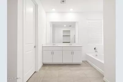 32899 N Vineyard Avenue, San Tan Valley, AZ 85143 - Photo 23