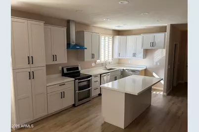 25823 N 67th Lane, Peoria, AZ 85383 - Photo 13