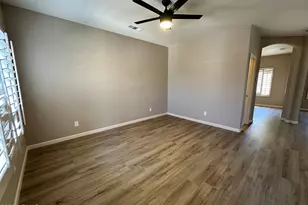 25823 N 67th Ln, Peoria, AZ 85383 - Photo 3