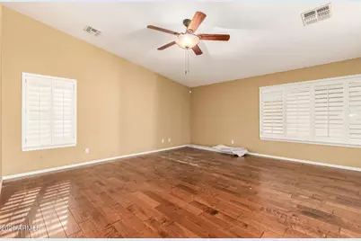 20432 N 87th Lane, Peoria, AZ 85382 - Photo 17