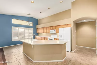 20432 N 87th Lane, Peoria, AZ 85382 - Photo 13