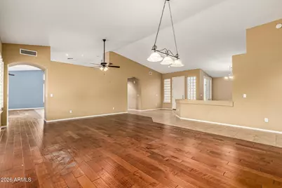 20432 N 87th Lane, Peoria, AZ 85382 - Photo 9