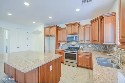 15859 N 76th Avenue, Peoria, AZ 85382 - Photo 11