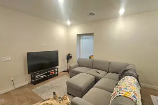 2818 W Red Fox Rd, Phoenix, AZ 85085 - Photo 3