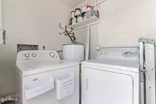 948 S Alma School Rd, Mesa, AZ 85210 - Photo 21