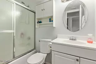 948 S Alma School Rd, Mesa, AZ 85210 - Photo 17