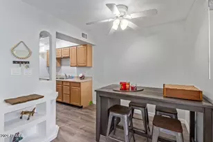 948 S Alma School Rd, Mesa, AZ 85210 - Photo 11