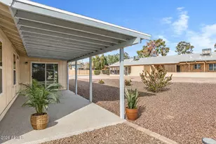 11605 S Jokake St, Phoenix, AZ 85044 - Photo 25