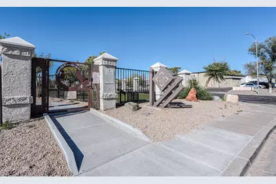 2011 W Nopal Avenue, Mesa, AZ 85202 - Photo 49