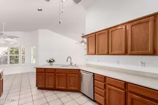 563 W Champagne Dr, Sun Lakes, AZ 85248 - Photo 27