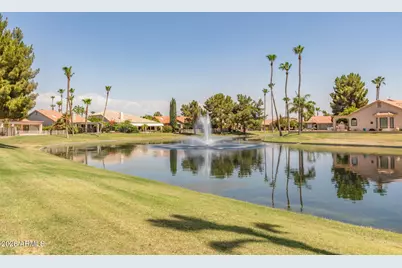 563 W Champagne Drive, Sun Lakes, AZ 85248 - Photo 39