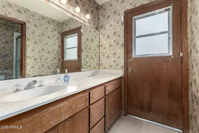 4621 E Onyx Avenue, Phoenix, AZ 85028 - Photo 35