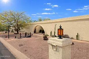 4621 E Onyx Ave, Phoenix, AZ 85028 - Photo 1