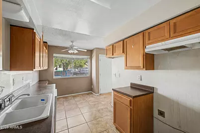 10316 N 97th Drive #A, Peoria, AZ 85345 - Photo 7