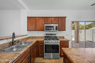 44344 W Knauss Dr, Maricopa, AZ 85138 - Photo 7