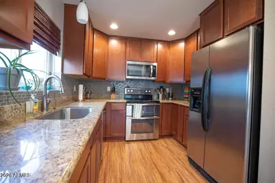 10126 W Orange Drive W, Glendale, AZ 85307 - Photo 7