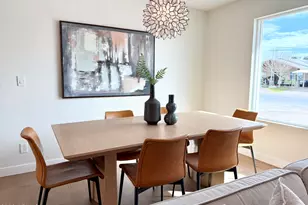 6408 W Avalon Dr, Phoenix, AZ 85033 - Photo 5