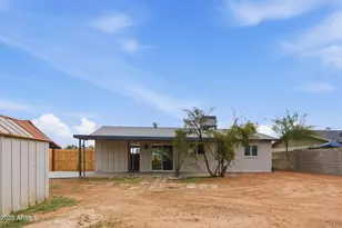 6408 W Avalon Dr, Phoenix, AZ 85033 - Photo 23