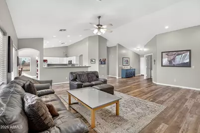 3983 E Triple Crown Drive, San Tan Valley, AZ 85140 - Photo 9