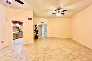 10878 W Coggins Dr, Sun City, AZ 85351 - Photo 9