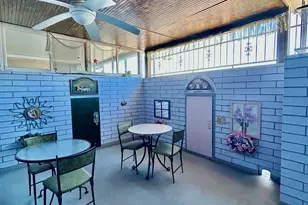 10878 W Coggins Dr, Sun City, AZ 85351 - Photo 9