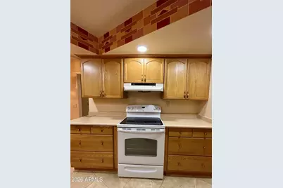 10878 W Coggins Drive, Sun City, AZ 85351 - Photo 11