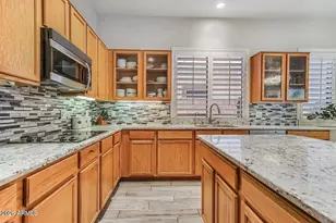 1221 E Kramer Cir, Mesa, AZ 85203 - Photo 5