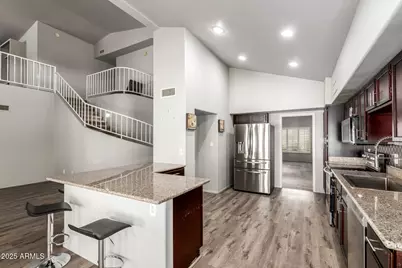 3940 W Park View Lane, Glendale, AZ 85310 - Photo 13