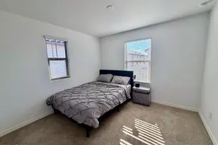 4236 S 58th Ln, Phoenix, AZ 85043 - Photo 11