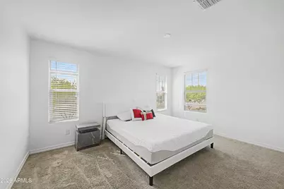 4236 S 58th Lane, Phoenix, AZ 85043 - Photo 9