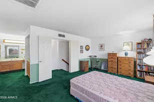2605 W Gelding Dr, Phoenix, AZ 85023 - Photo 23