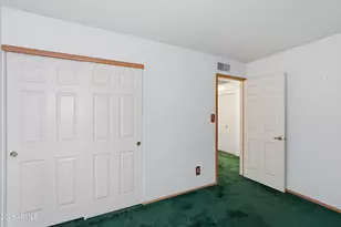 2605 W Gelding Dr, Phoenix, AZ 85023 - Photo 19