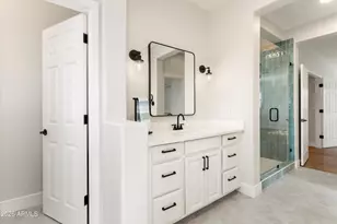 14885 W Dreyfus St, Surprise, AZ 85379 - Photo 39