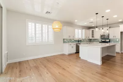 14885 W Dreyfus Street, Surprise, AZ 85379 - Photo 21