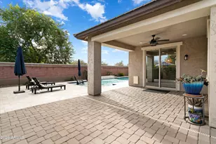 14885 W Dreyfus St, Surprise, AZ 85379 - Photo 25