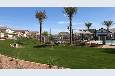 14885 W Dreyfus Street, Surprise, AZ 85379 - Photo 69