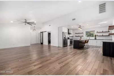 4607 E Edgemont Avenue, Phoenix, AZ 85008 - Photo 5