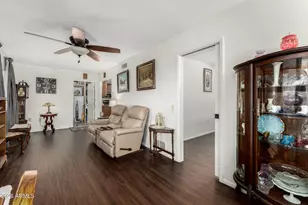 13087 N 100th Ave, Sun City, AZ 85351 - Photo 7