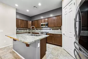 16245 W Hualapai St, Goodyear, AZ 85338 - Photo 11