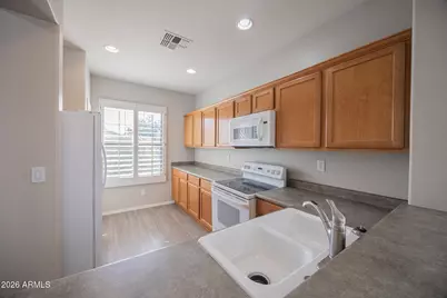 2414 W Lewis and Clark Trail, Phoenix, AZ 85086 - Photo 9