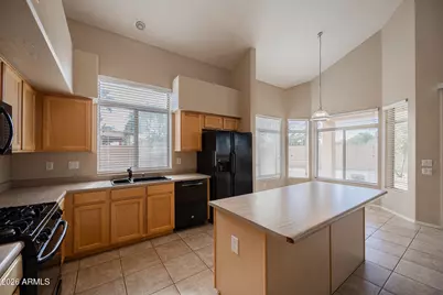 522 N Kimberlee Way, Chandler, AZ 85225 - Photo 11