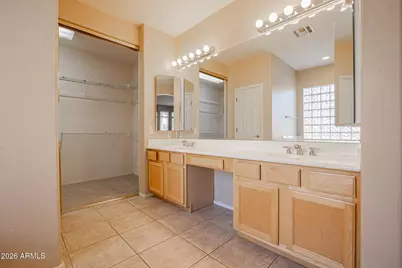 522 N Kimberlee Way, Chandler, AZ 85225 - Photo 19